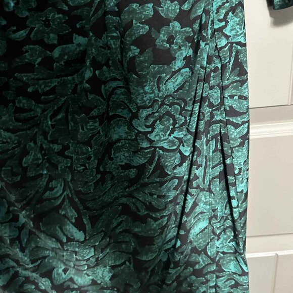 💚 Lauren Ralph Lauren Green Velvet-Print Dress – Size 16 - Picture 5 of 5